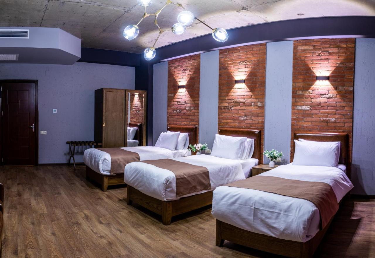 Tm Apart Hotel Tbilisi Bagian luar foto