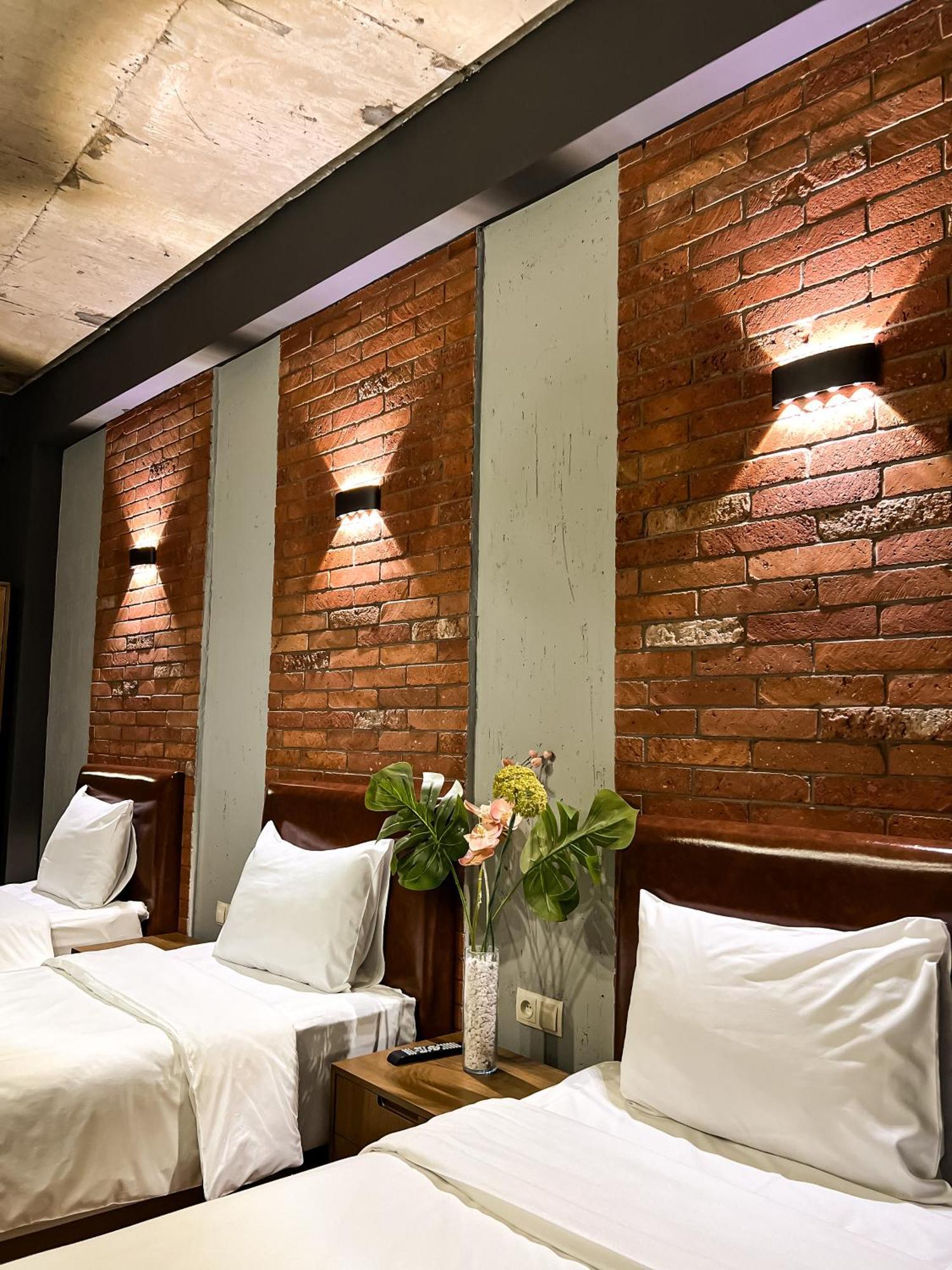 Tm Apart Hotel Tbilisi Bagian luar foto