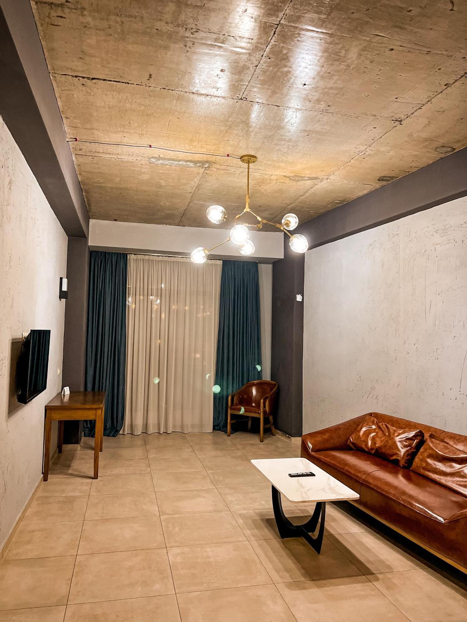 Tm Apart Hotel Tbilisi Bagian luar foto