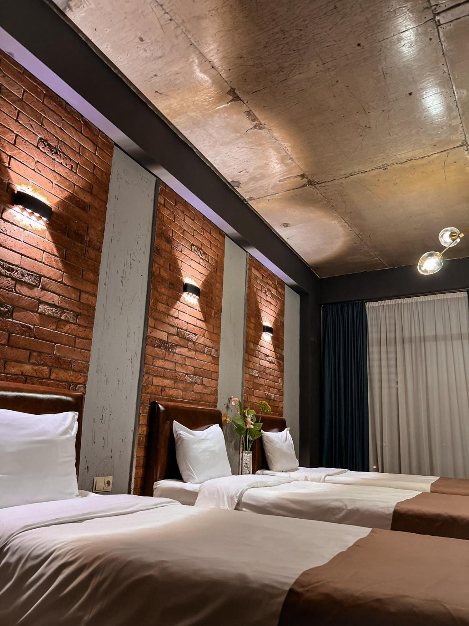 Tm Apart Hotel Tbilisi Bagian luar foto