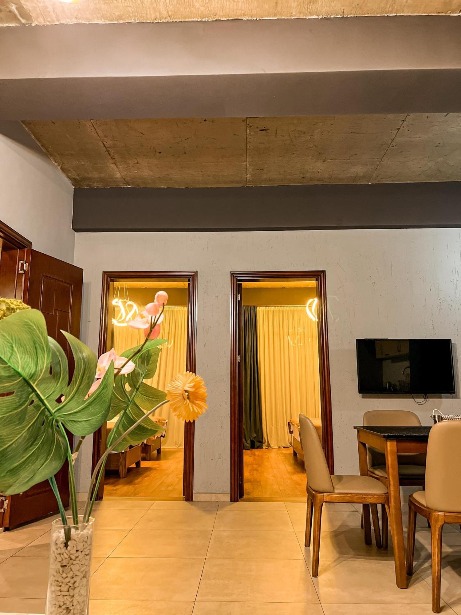 Tm Apart Hotel Tbilisi Bagian luar foto