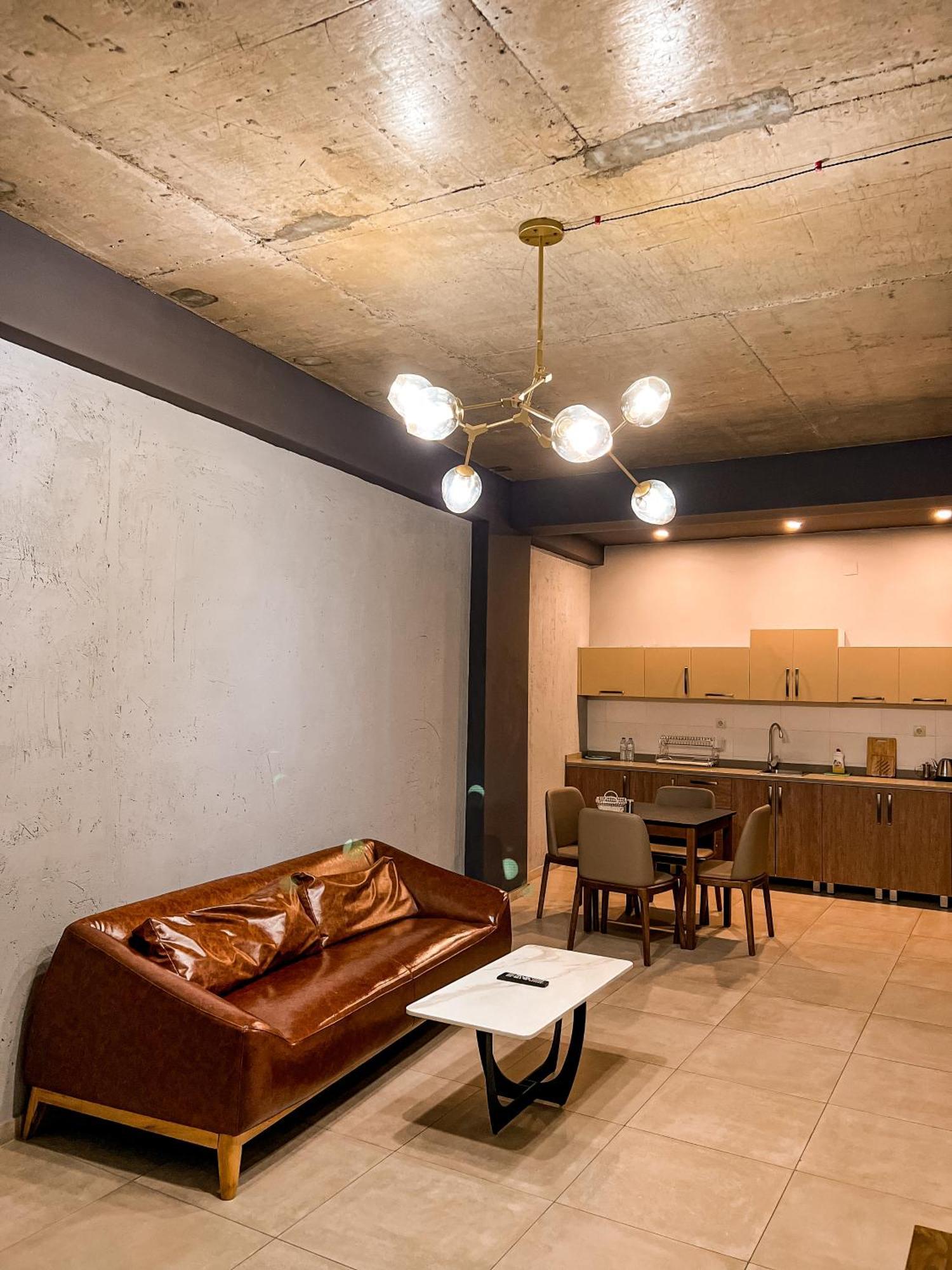 Tm Apart Hotel Tbilisi Bagian luar foto